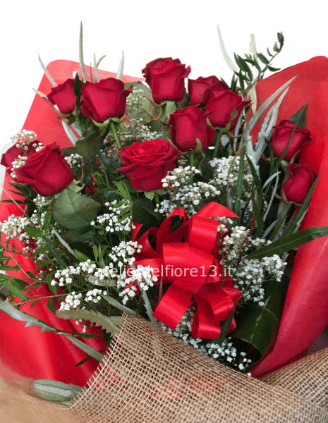 Fascio di rose rosse