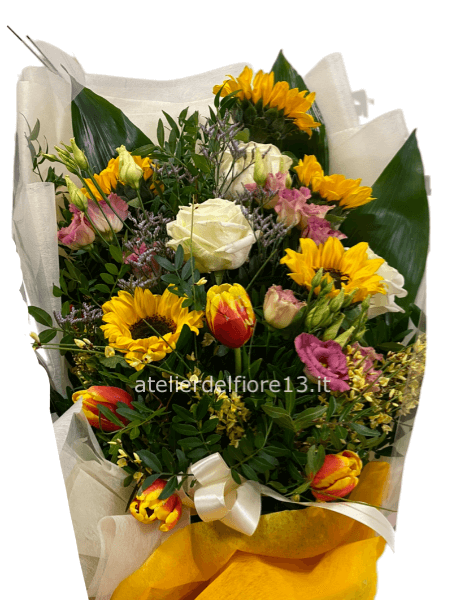 Fascio di fiori misti medio